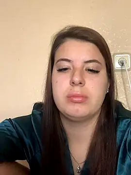 MiraCastellon online show from 11/10/25, 11:26