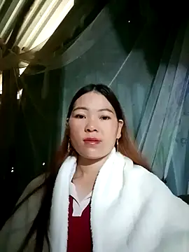 Snapshot of laddy-cute chatting on 10/28/25, 12:55 laddy-cute online show from 10/28/25, 12:55