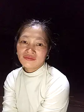 siusiu-00 online show from 10/20/25, 10:32