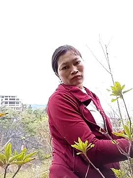 siusiu-00 online show from 10/30/25, 07:28