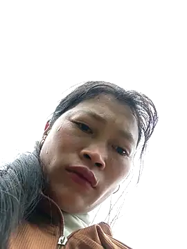 siusiu-00 online show from 11/21/25, 02:43