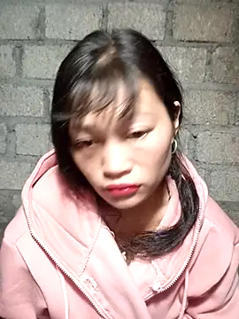 siusiu-00 online show from 11/22/25, 08:40