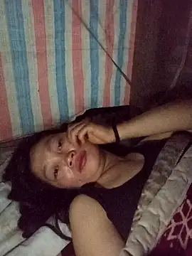 siusiu-00 online show from 10/23/25, 09:57