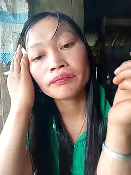 siusiu-00 online show from 02/15/26, 08:46