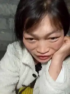 siusiu-00 online show from 11/13/25, 10:57