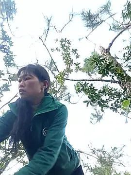 siusiu-00 online show from 11/26/25, 09:31