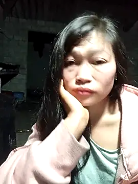 siusiu-00 online show from 12/18/25, 10:02