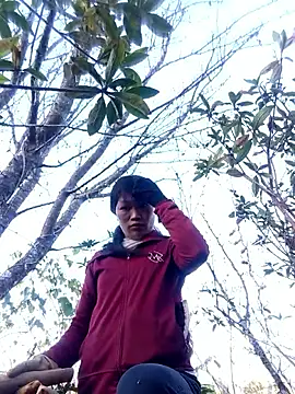 siusiu-00 online show from 12/15/25, 08:53