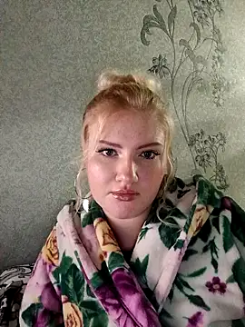 Snapshot of karkinn chatting on 10/18/25, 06:43 karkinn online show from 10/18/25, 06:43