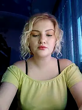 Snapshot of karkinn chatting on 03/08/26, 03:59 karkinn online show from 03/08/26, 03:59