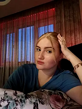 Snapshot of karkinn chatting on 03/15/26, 04:25 karkinn online show from 03/15/26, 04:25