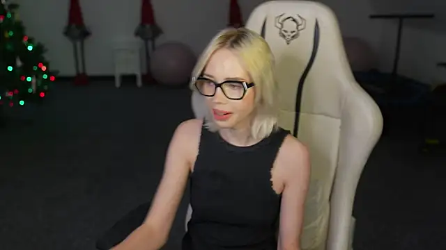 Jessica start online show from 12/18/25, 11:14