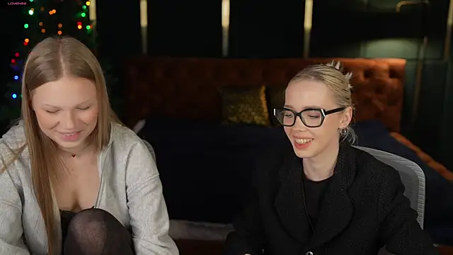 Jessica start online show from 12/17/25, 11:26