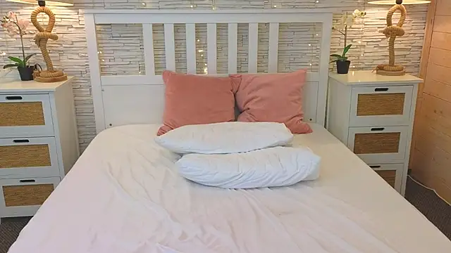 Soft Lilly online show from 04/14/26, 05:34