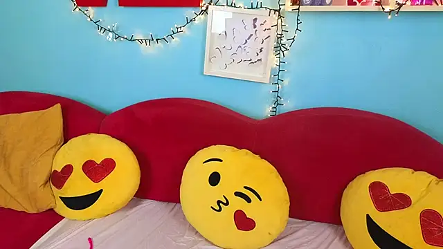 Soft Lilly online show from 02/10/26, 06:12