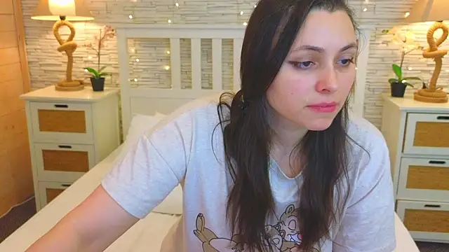 Soft Lilly online show from 02/06/26, 06:20