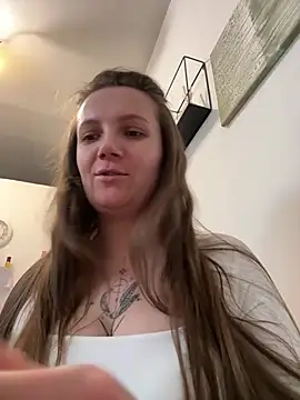 Amy  Leee  online show from 02/08/26, 01:53