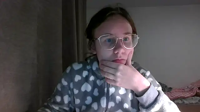 LuckySLove online show from 01/12/26, 06:47