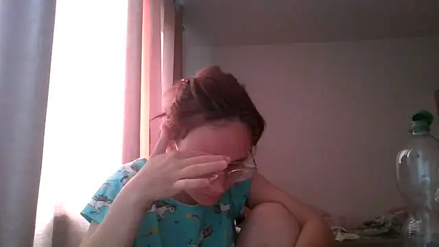 Snapshot of LuckySLove chatting on 07/02/26, 04:13 LuckySLove online show from 07/02/26, 04:13