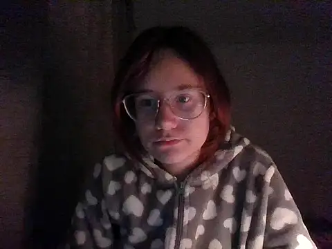 LuckySLove online show from 01/13/26, 06:34