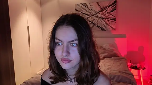Miraa Belle online show from 10/19/25, 04:43