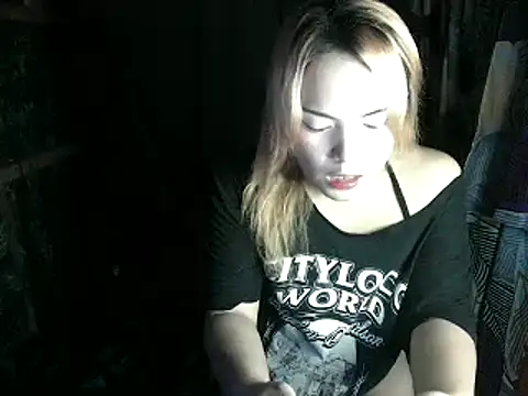 Snapshot of ur_babyjamella chatting on 02/11/26, 01:33 ur babyjamella online show from 02/11/26, 01:33