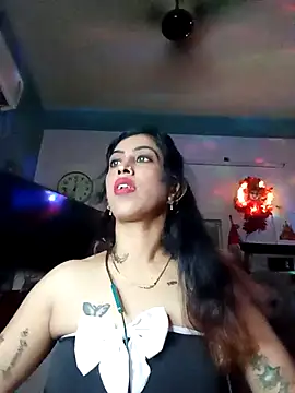 Darling Annie online show from 10/24/25, 06:18