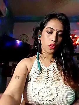 Darling Annie online show from 10/28/25, 06:29