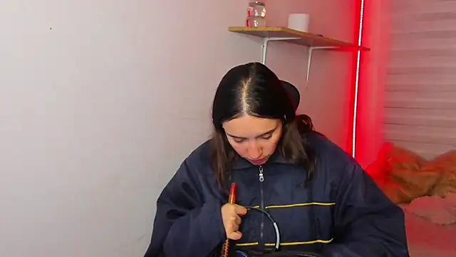 Emily Lindey online show from 11/23/25, 03:16