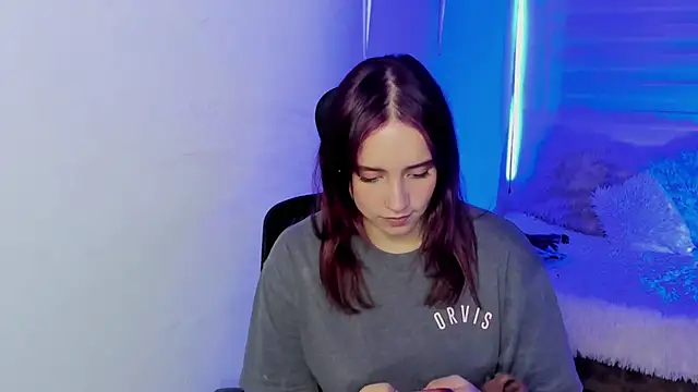 Emily Lindey online show from 01/14/26, 03:32