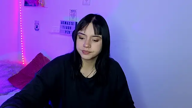 Emily Lindey online show from 03/28/26, 06:14