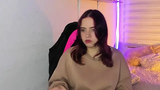 Emily Lindey online show from 01/11/26, 03:46