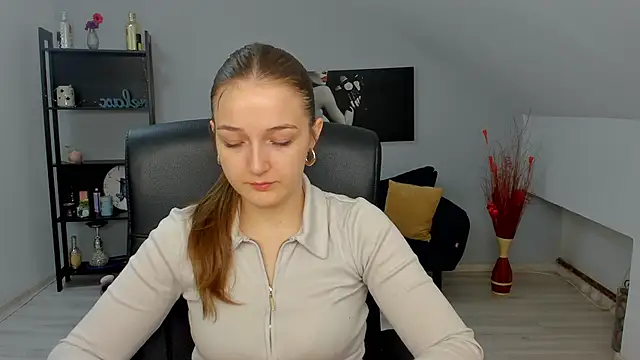 AnneWilsonn online show from 03/10/26, 06:28