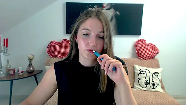 AnneWilsonn online show from 05/28/26, 05:26