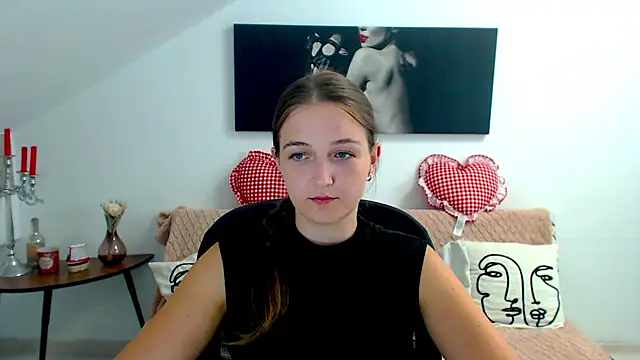 Snapshot of AnneWilsonn chatting on 07/07/26, 07:23 AnneWilsonn online show from 07/07/26, 07:23
