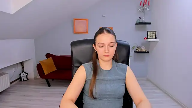 AnneWilsonn online show from 04/21/26, 11:06