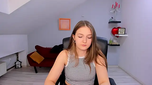 AnneWilsonn online show from 03/18/26, 12:19