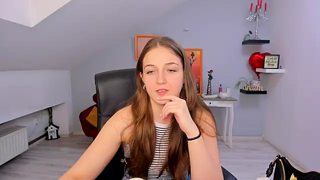 AnneWilsonn online show from 03/25/26, 12:26