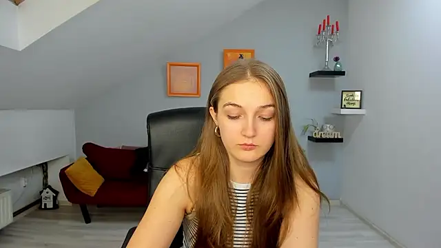 AnneWilsonn online show from 02/04/26, 12:44