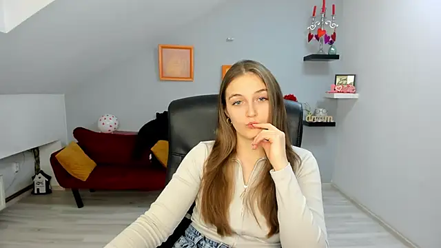 AnneWilsonn online show from 02/10/26, 12:26