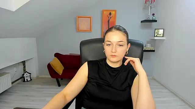 AnneWilsonn online show from 12/19/25, 12:07