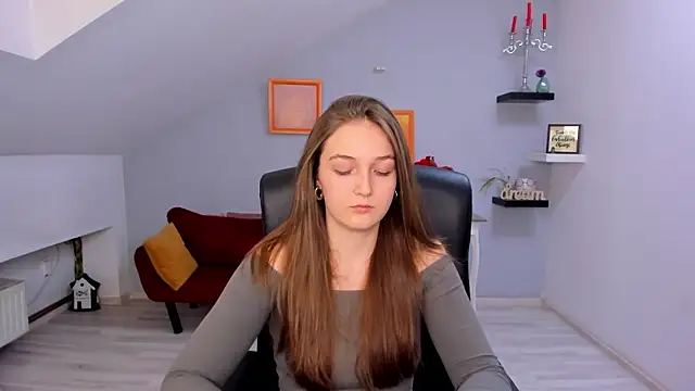 AnneWilsonn online show from 02/23/26, 12:17