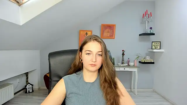 AnneWilsonn online show from 11/11/25, 12:33