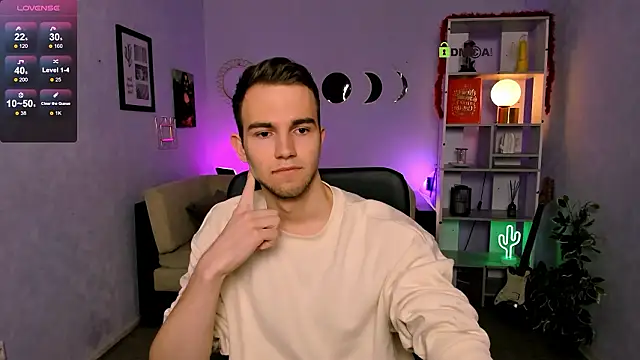 astren villo online show from 03/13/26, 06:40