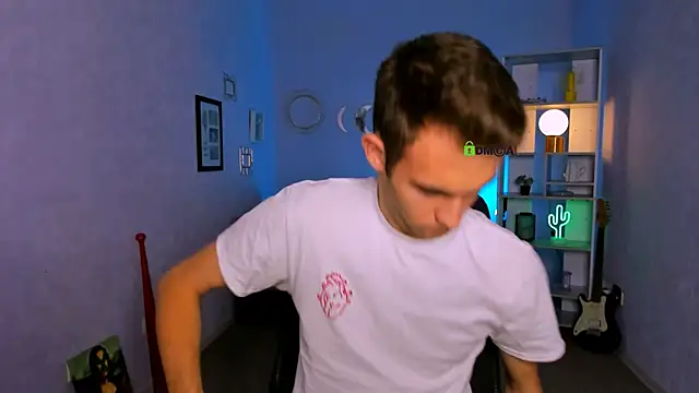 Snapshot of astren_villo chatting on 11/09/25, 01:26 astren villo online show from 11/09/25, 01:26