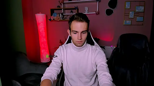 Snapshot of astren_villo chatting on 11/16/25, 06:51 astren villo online show from 11/16/25, 06:51