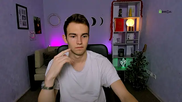 astren villo online show from 03/25/26, 01:10