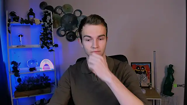 astren villo online show from 04/09/26, 05:42