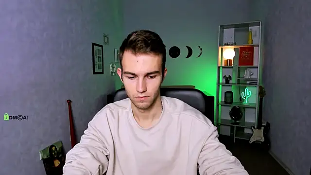 Snapshot of astren_villo chatting on 11/23/25, 10:14 astren villo online show from 11/23/25, 10:14