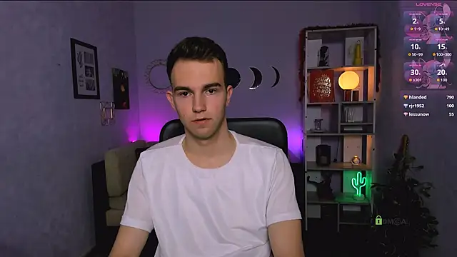 astren villo online show from 04/17/26, 11:07